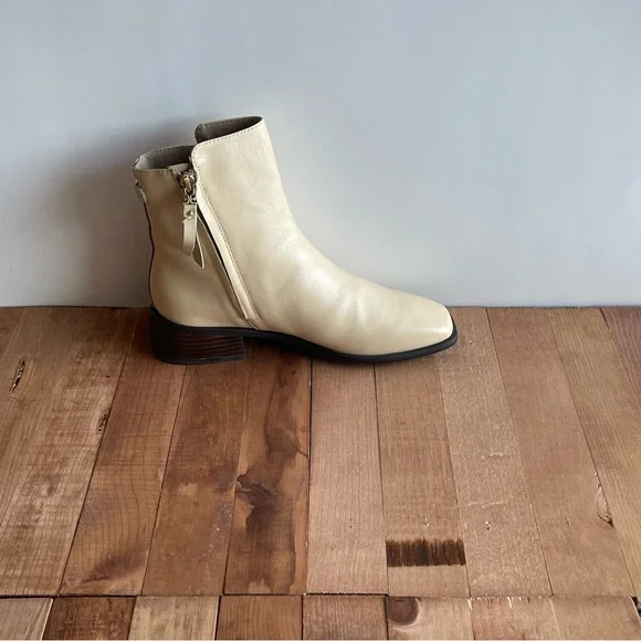 SAM EDELMAN THATCHER Elegant Cream Ankle Boots - Picture 7 of 9